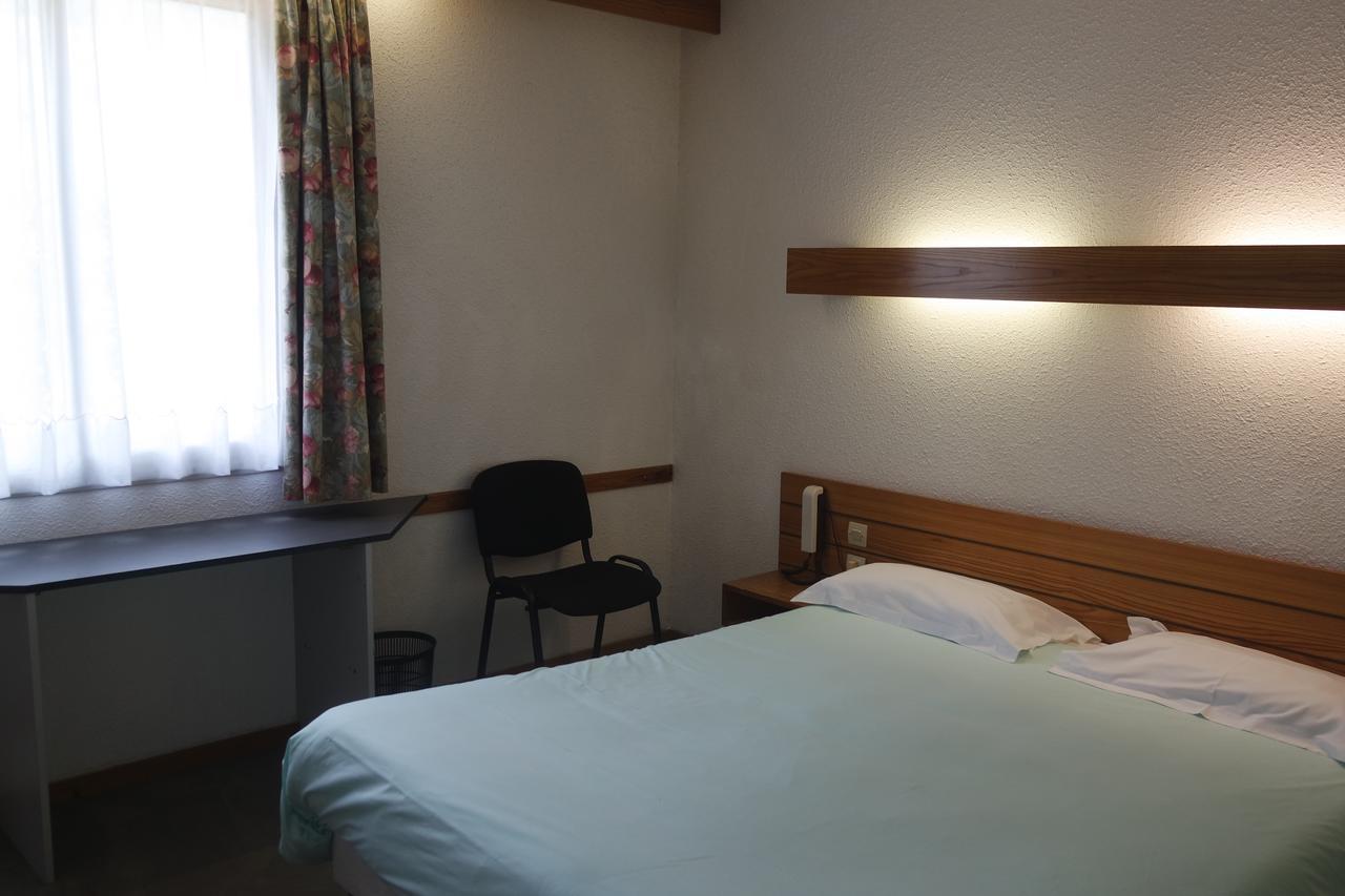 Hotel Le Tulipier Cransac Ngoại thất bức ảnh